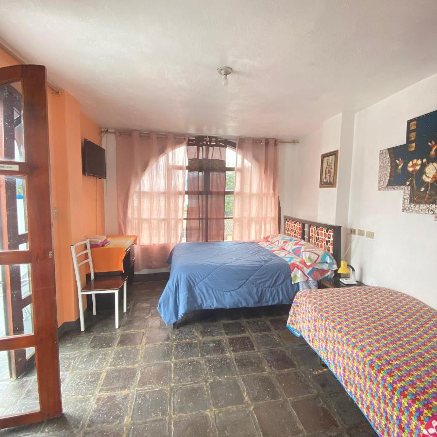Hostal Chasqui Otavalo Dış mekan fotoğraf