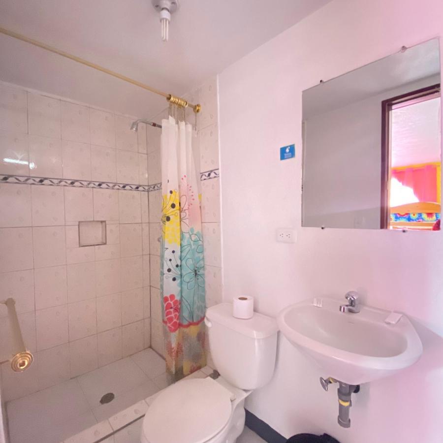Hostal Chasqui Otavalo Dış mekan fotoğraf