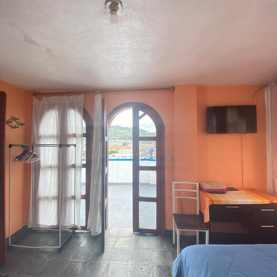 Hostal Chasqui Otavalo Dış mekan fotoğraf