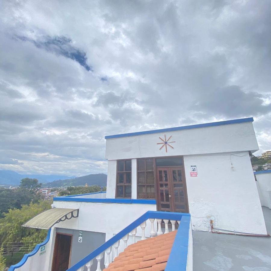 Hostal Chasqui Otavalo Dış mekan fotoğraf