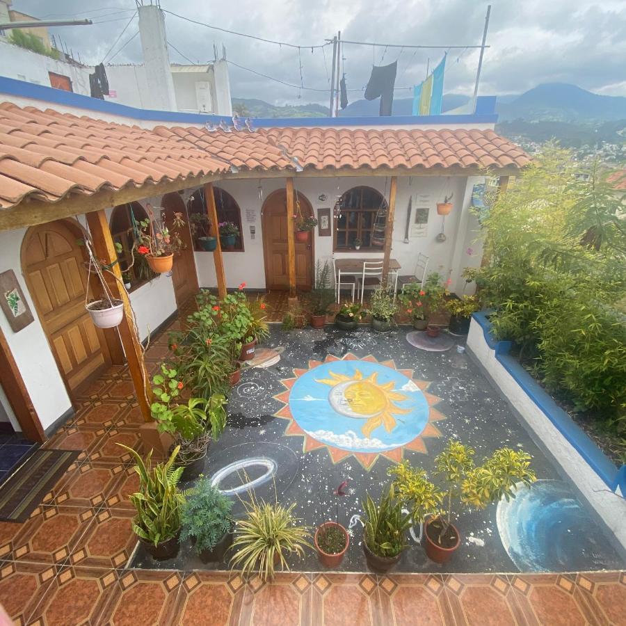 Hostal Chasqui Otavalo Dış mekan fotoğraf